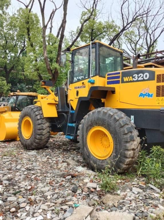 Komatsu WA 320-5 Wielladers
