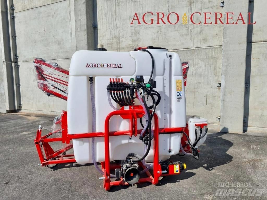 Agromehanika AM-1,2 Getrokken spuitmachines