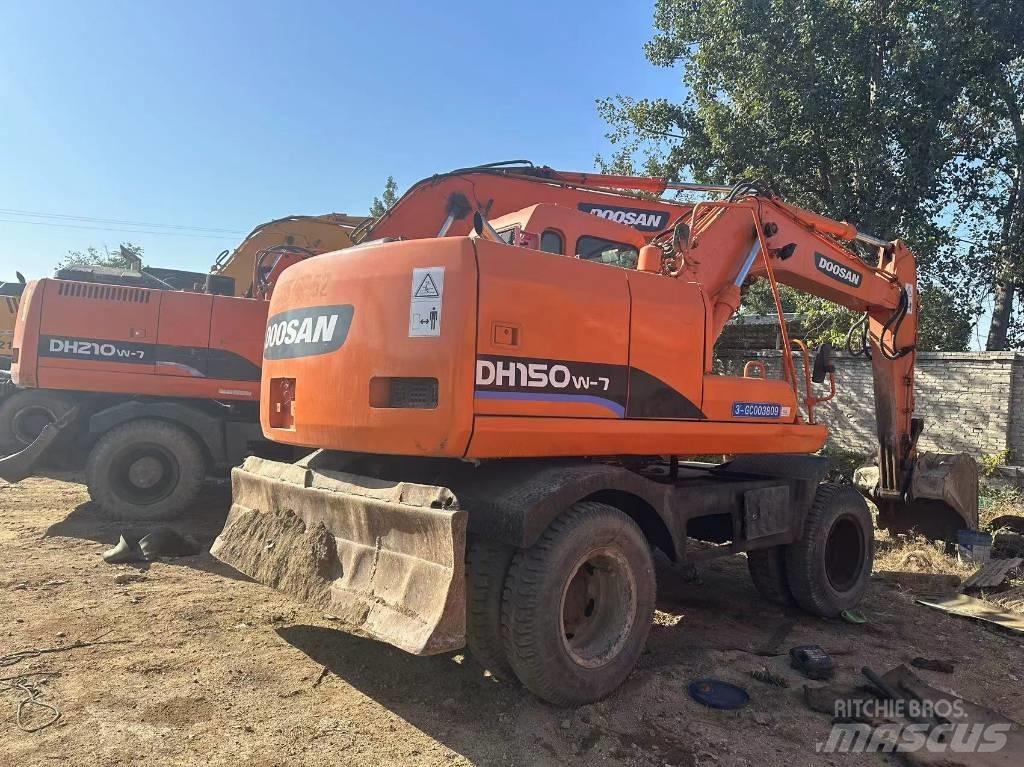 Doosan DH 210 W-7 Wielgraafmachines