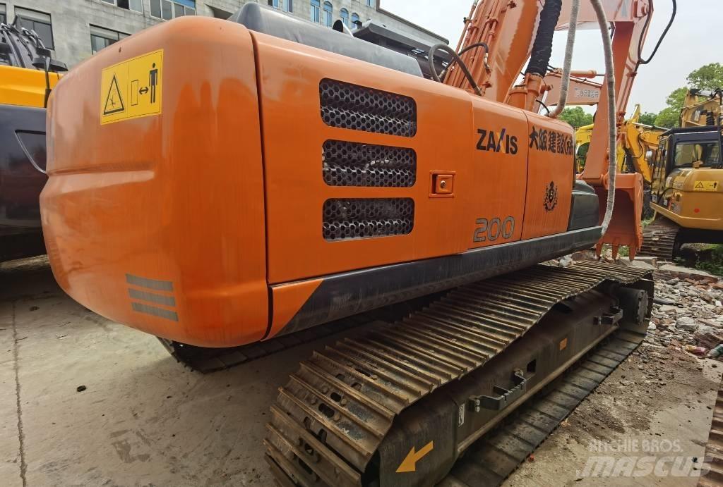 Hitachi ZX 200 Rupsgraafmachines