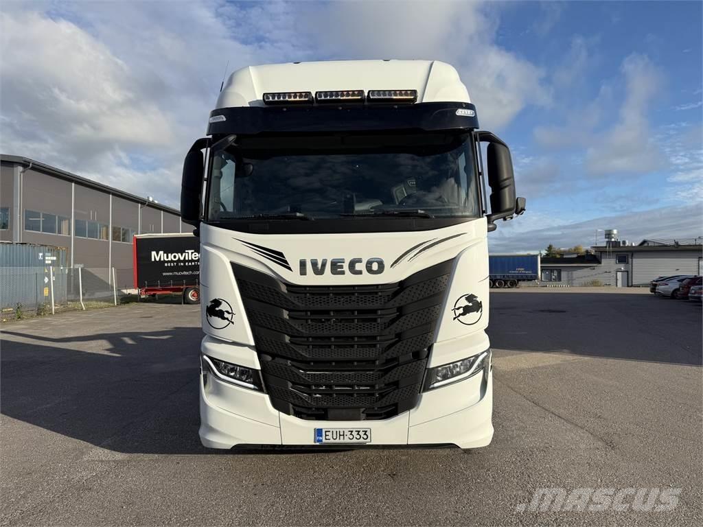 Iveco AS280 6X2 Vrachtwagen met containersysteem