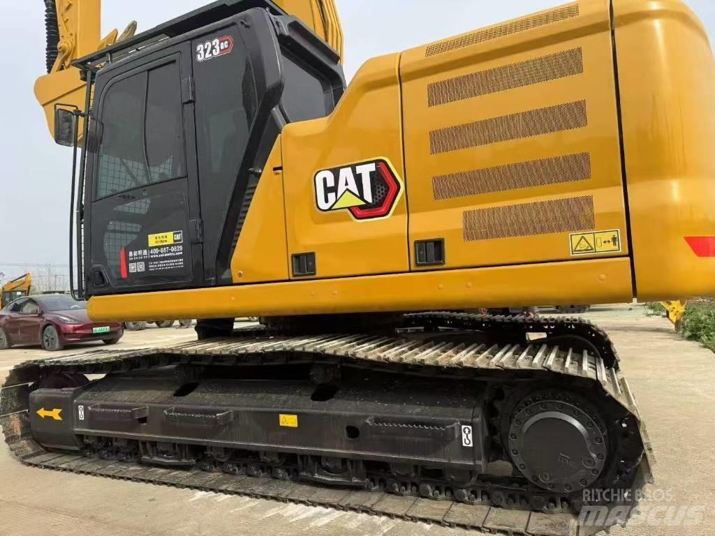 CAT 323GC Rupsgraafmachines