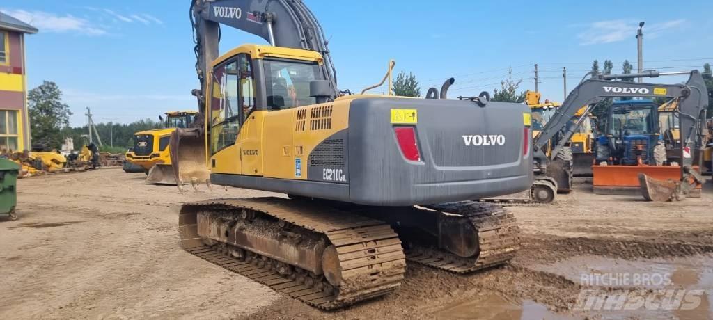 Volvo EC 210 C N L Rupsgraafmachines