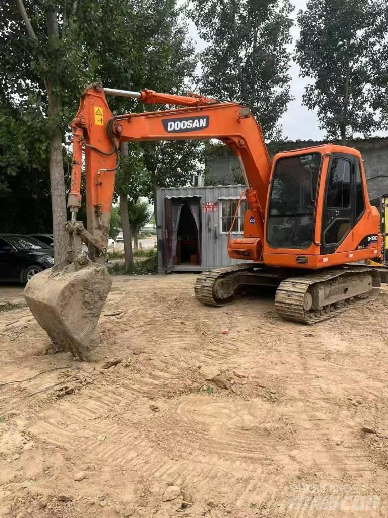 Doosan DH 80 Rupsgraafmachines