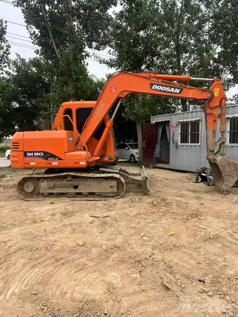 Doosan DH 80 Rupsgraafmachines