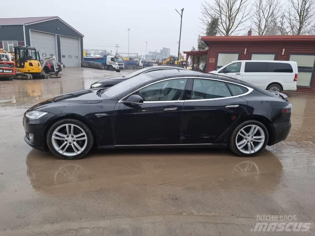 Tesla Model S P85D Auto's
