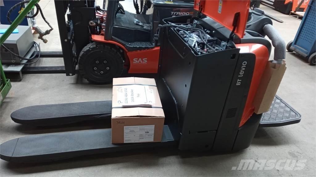 Toyota LPE200B Meeloop stapelaar