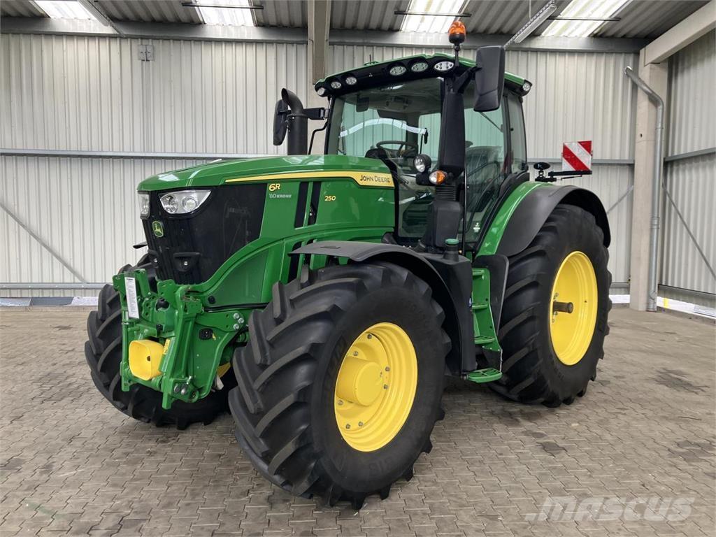 John Deere 6R 250 Tractoren