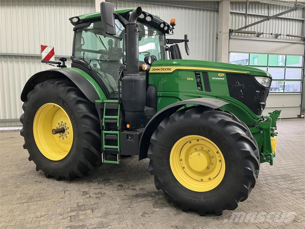 John Deere 6R 250 Tractoren