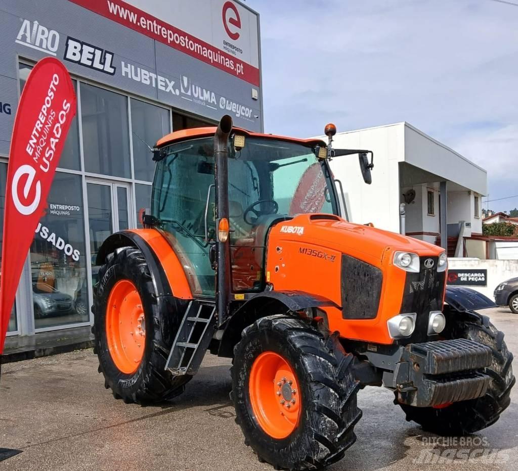 Kubota M135GX Tractoren