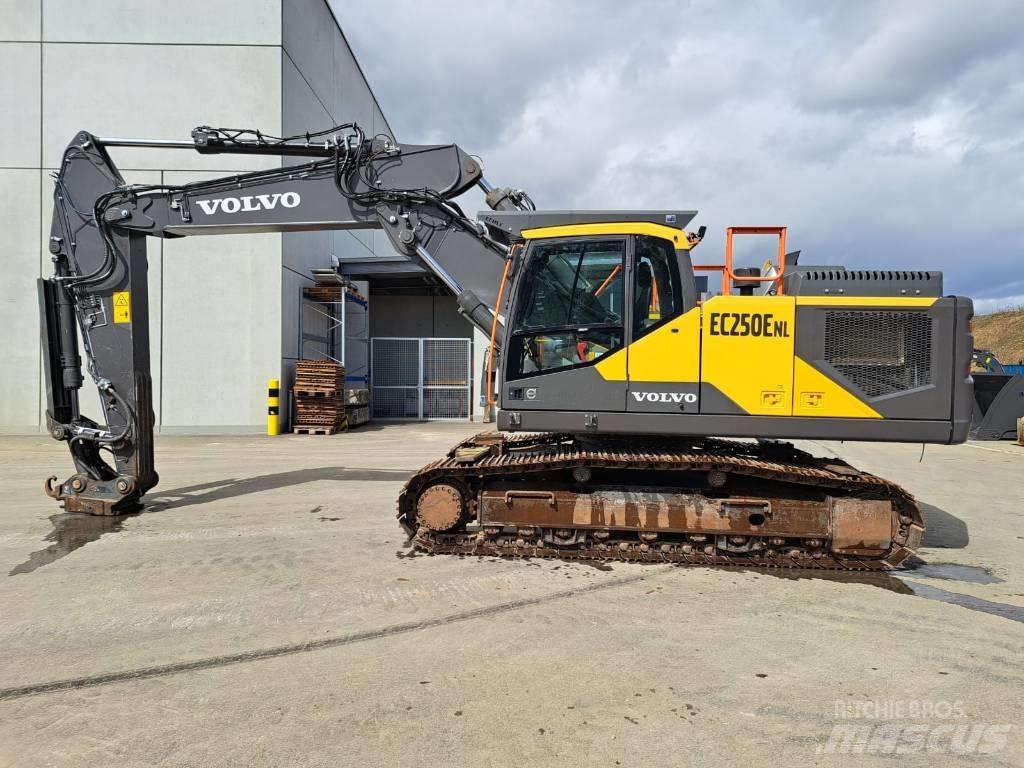Volvo EC250ENL Rupsgraafmachines