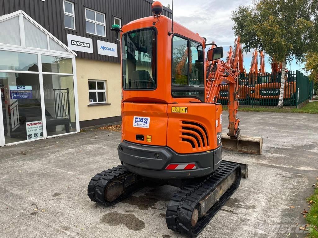 Doosan DX 27 Z Minigraafmachines < 7t
