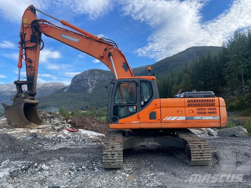 Doosan DX 255 LC-3 Rupsgraafmachines