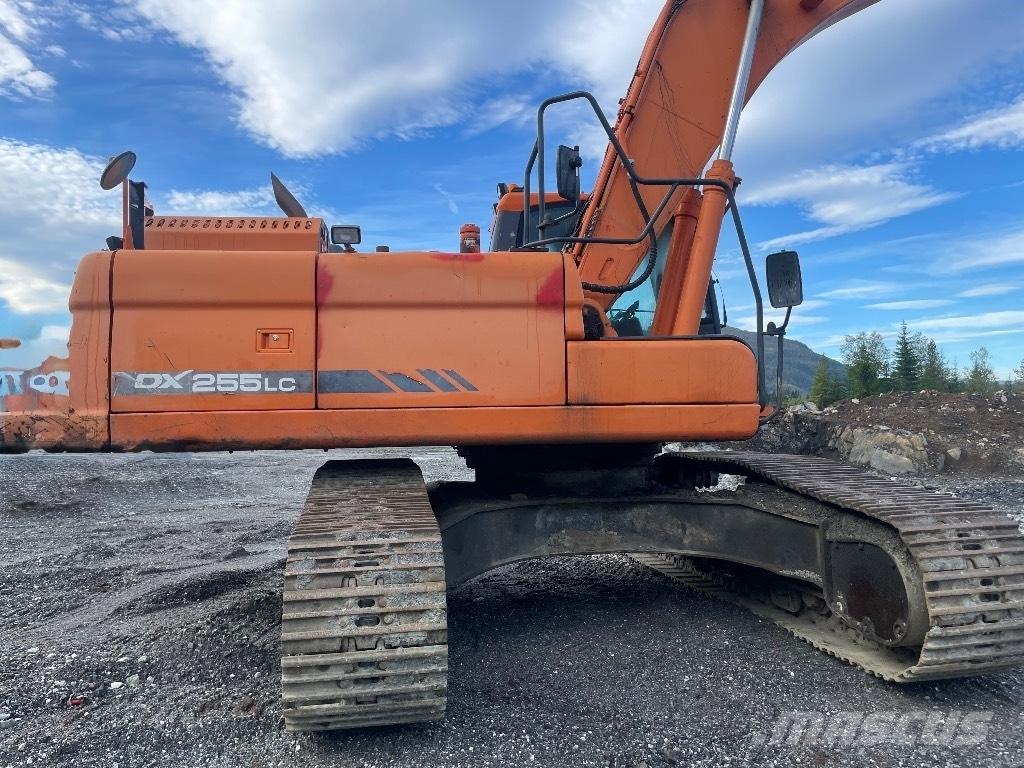 Doosan DX 255 LC-3 Rupsgraafmachines