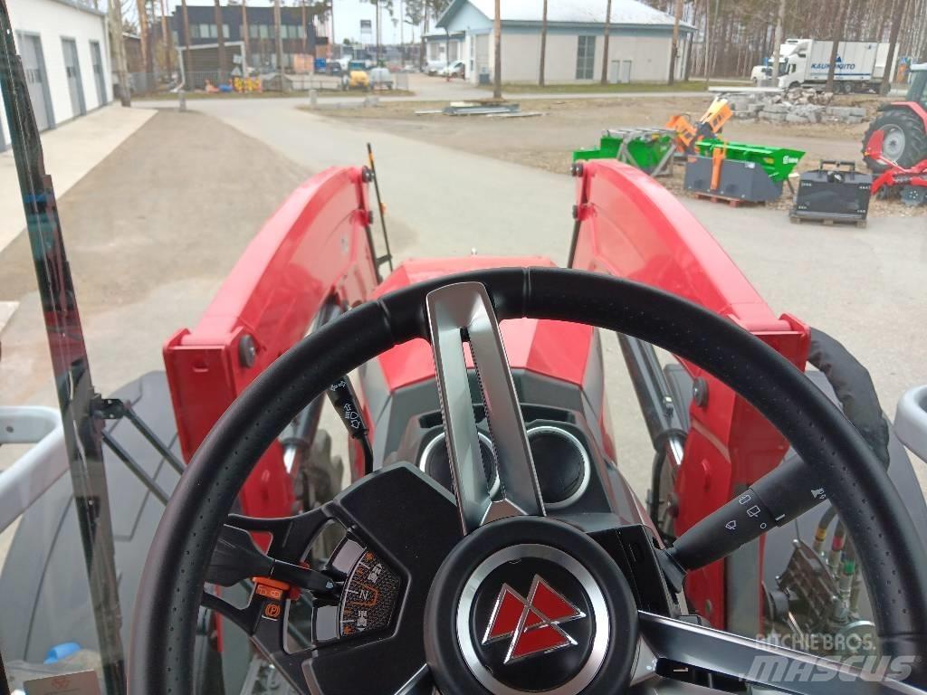 Massey Ferguson 8 S Tractoren