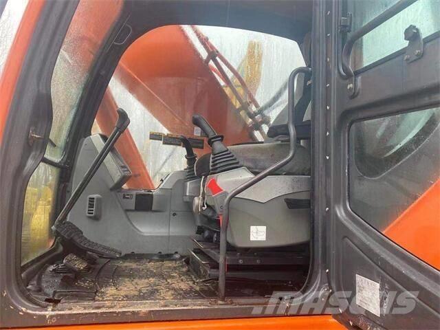 Doosan DX300 Rupsgraafmachines
