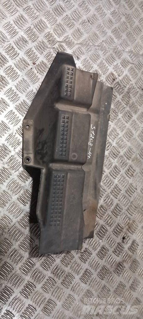 Scania 94 D.   1368215 Cabine en interieur