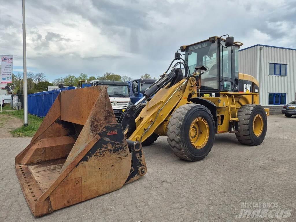 CAT 930G Wielladers