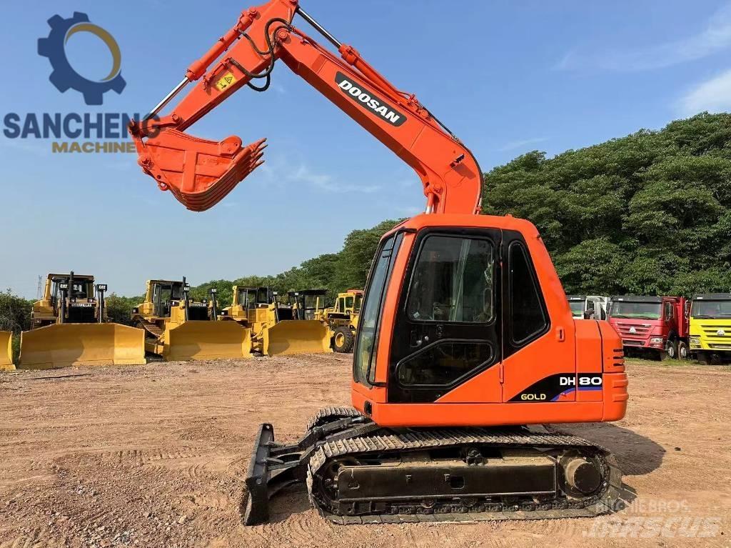 Doosan DH 80 Rupsgraafmachines