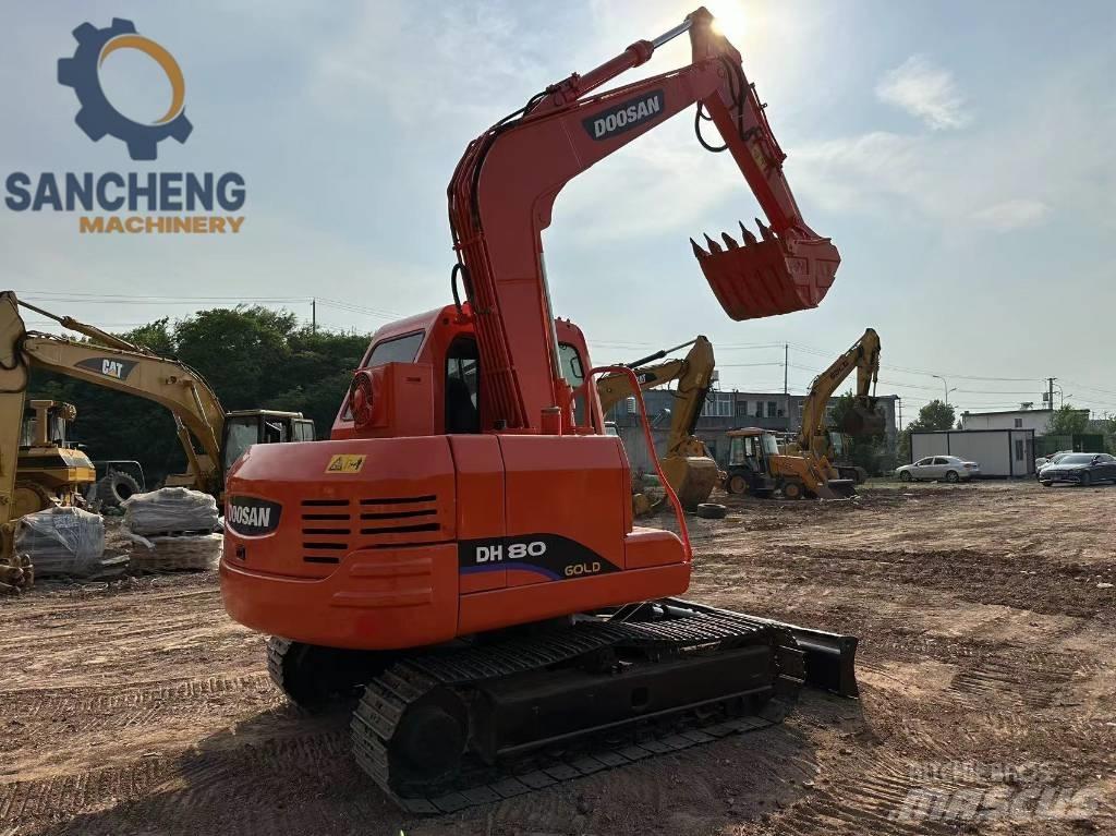 Doosan DH 80 Rupsgraafmachines