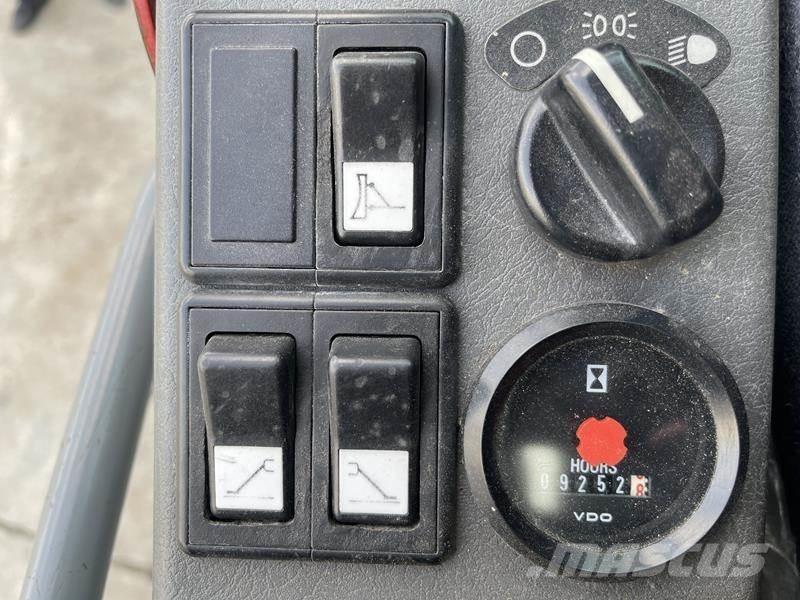 Volvo EW 140 B Wielgraafmachines