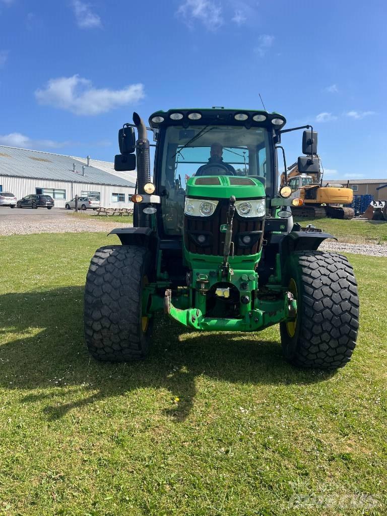 John Deere 6105 R Tractoren