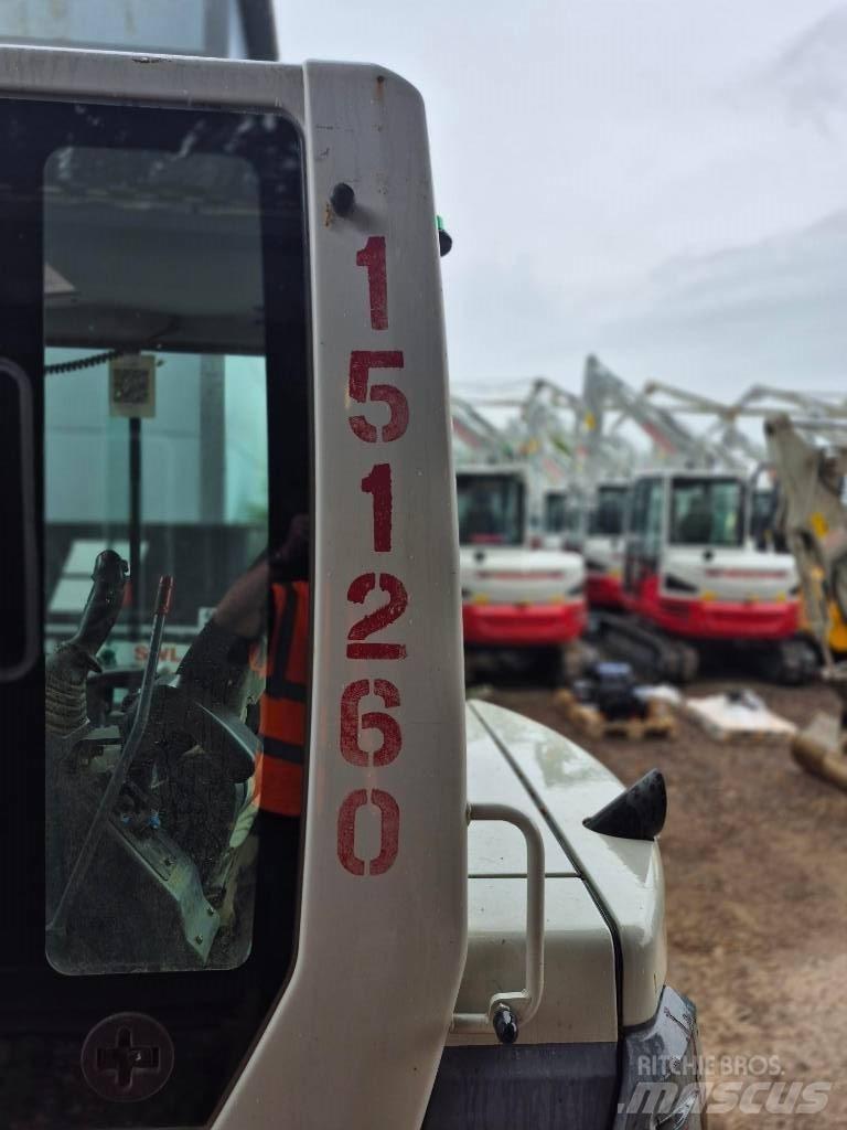 Takeuchi TB 250 Minigraafmachines < 7t