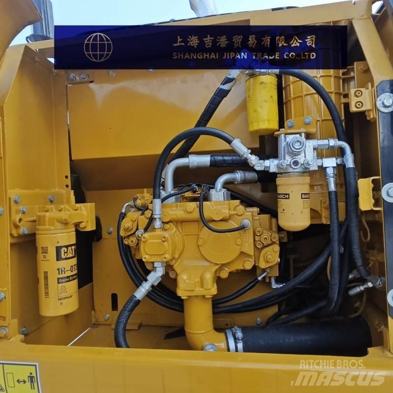 CAT 323 D Rupsgraafmachines