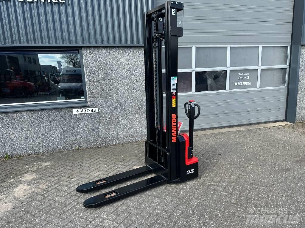 Manitou ES 112 Easy Meeloop stapelaar