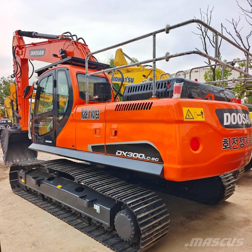 Doosan DX 225 LC Rupsgraafmachines