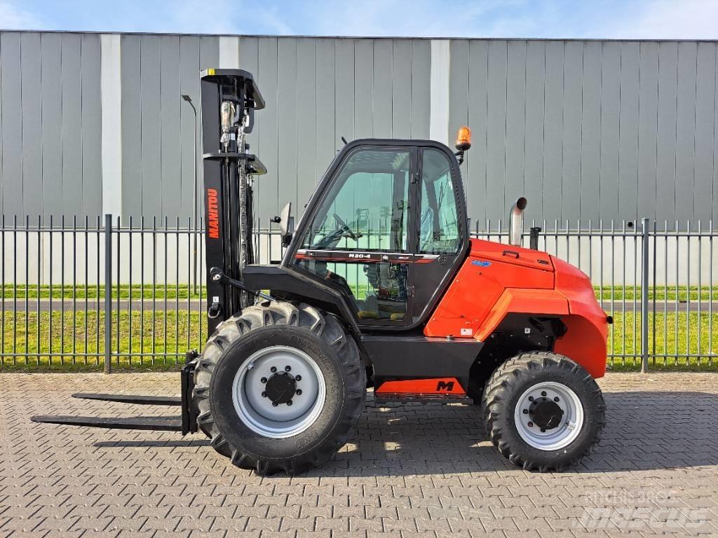 Manitou M 30-4 Vorkheftruck voor zwaar terrein