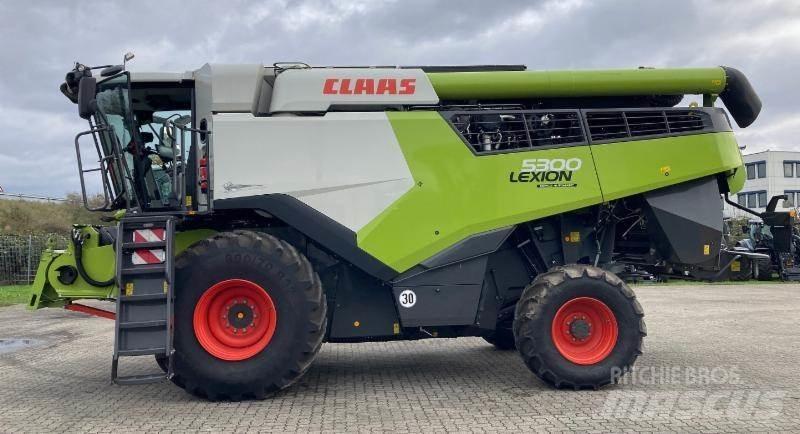 CLAAS LEXION 5300 Maaidorsmachines