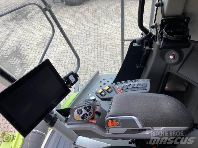 CLAAS LEXION 5300 Maaidorsmachines