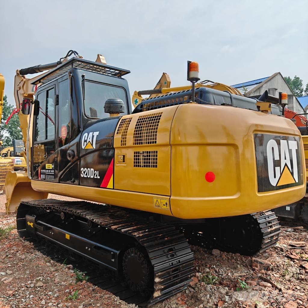 CAT 320D2L Rupsgraafmachines