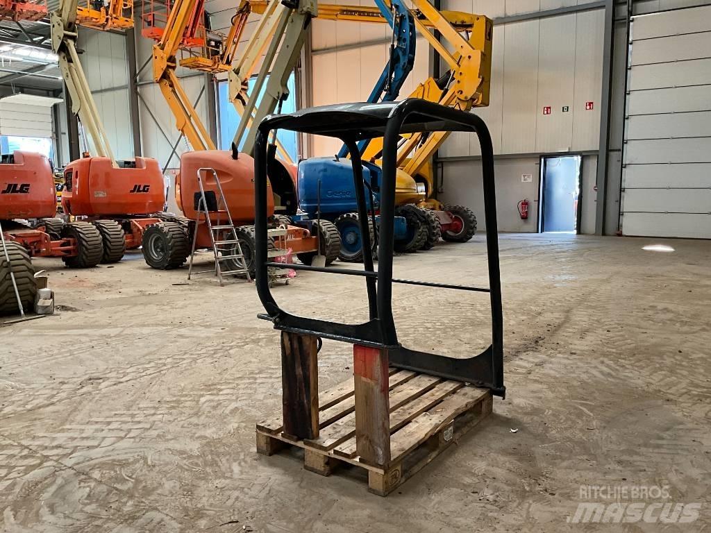 Kubota U 27-4 Cabine en interieur