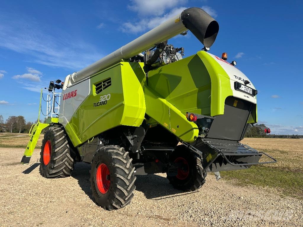 CLAAS Tucano 320 Maaidorsmachines