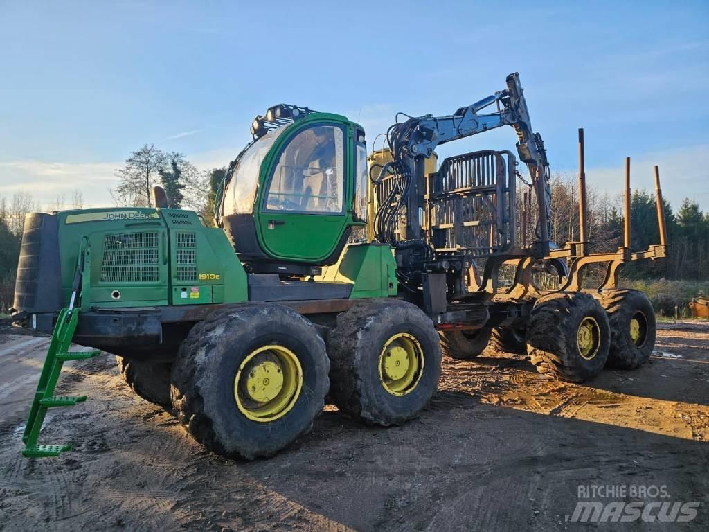 John Deere 1910 E Uitrijwagens
