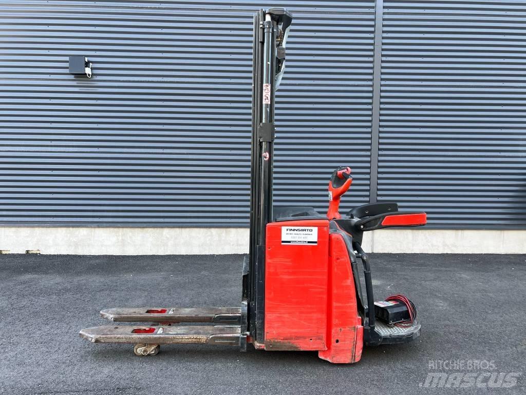 Linde L16AP Zelfrijdende stapelaars