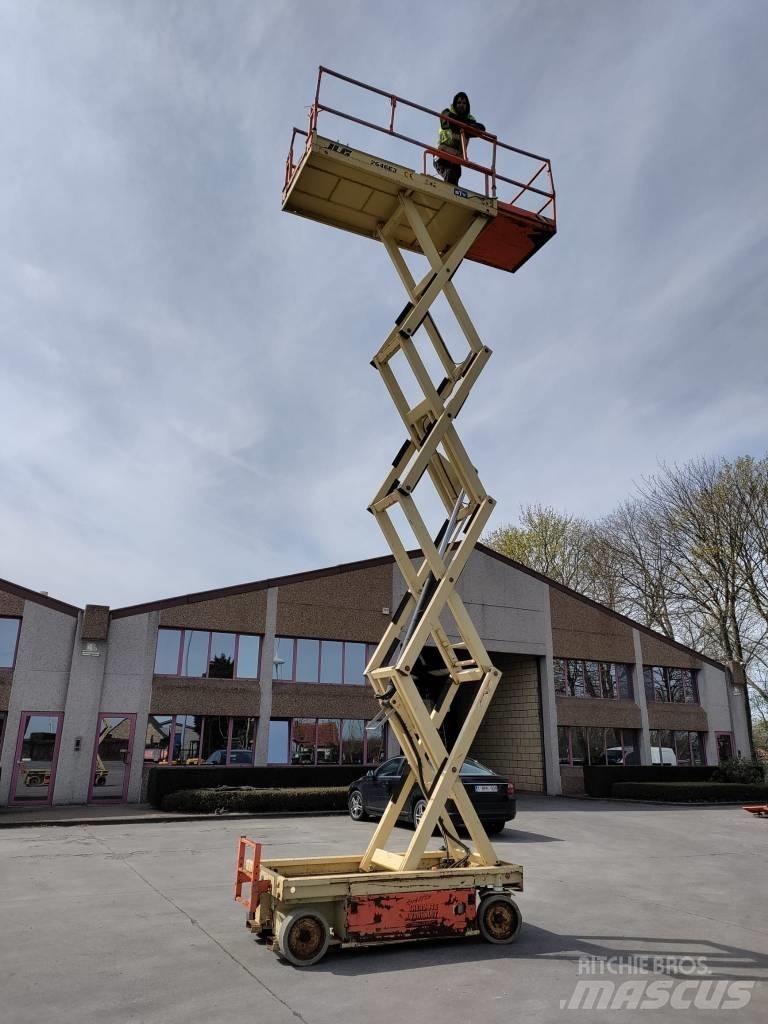 JLG 2646 E 3 Schaarhoogwerkers