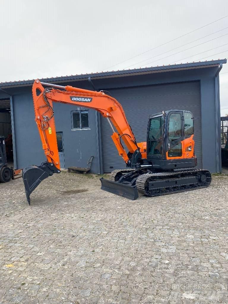 Doosan DX 85 R-3 Midigraafmachines 7t - 12t