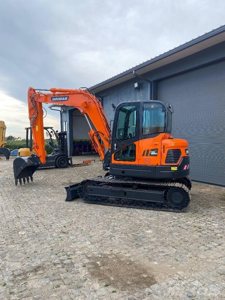 Doosan DX 85 R-3 Midigraafmachines 7t - 12t