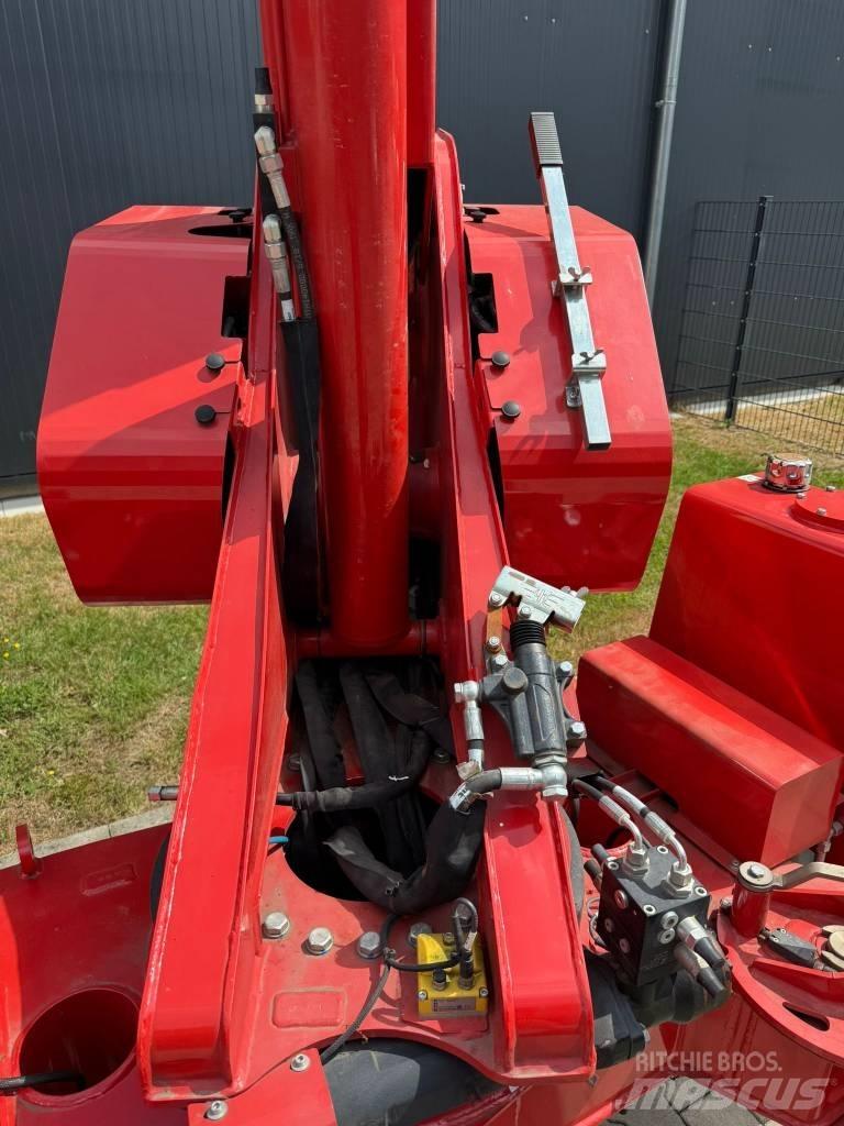 CMC S 25 Knikarmhoogwerkers