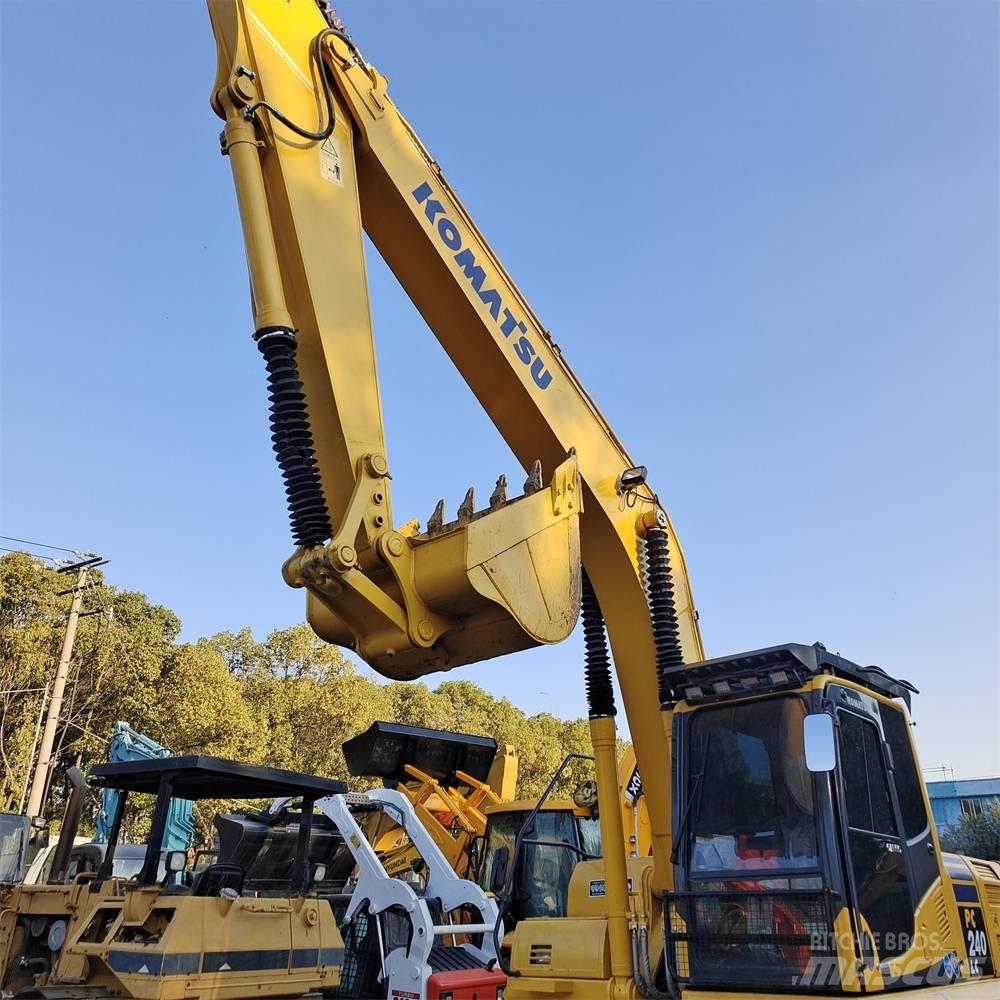 Komatsu PC 240 Rupsgraafmachines