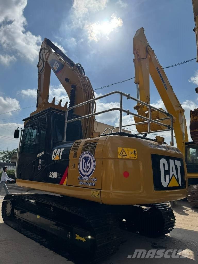 CAT CAT320D Rupsgraafmachines