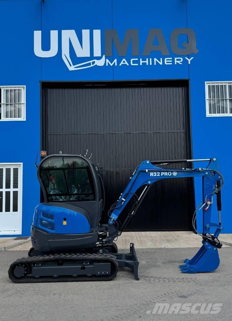 Rippa R32 PRO Minigraafmachines < 7t