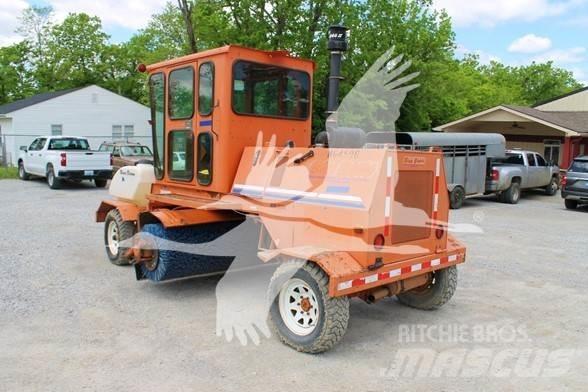 Broce KR350 Veegmachines