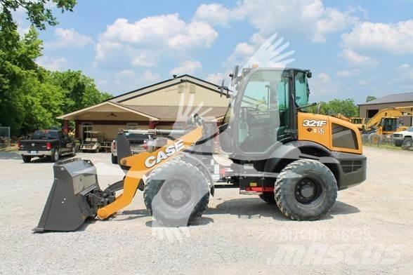 CASE 321F Wielladers