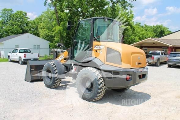 CASE 321F Wielladers