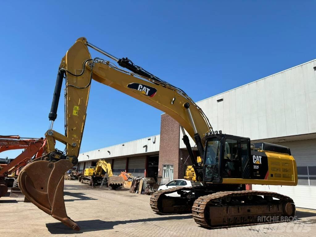 CAT 352 F Rupsgraafmachines
