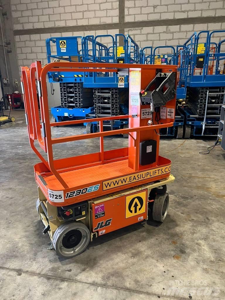 JLG 1230 ES Personenliften en invalideliften